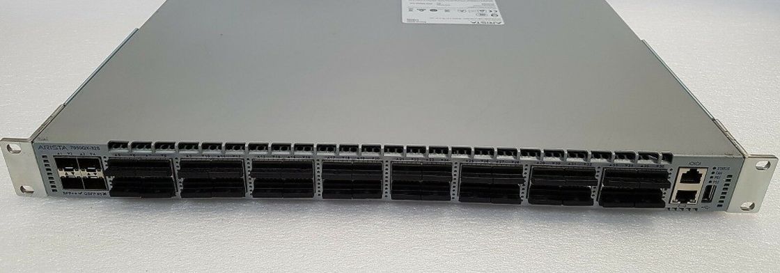 Used DCS-7050QX-32S-R 32 Port 40GbE QSFP Ethernet Switch Full Duplex Half Duplex